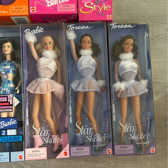 Lot Of 1990s Barbie’s Halloween New Pool Toys - Picture 6 of 8